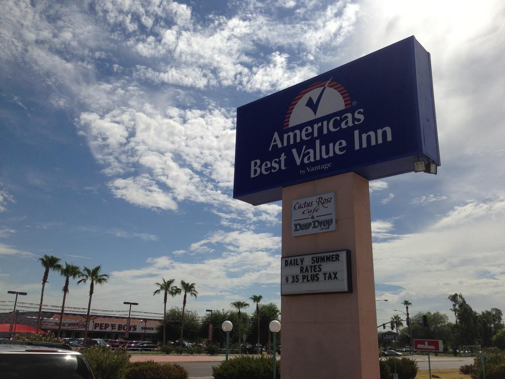 America'S Best Value Inn - Yuma Esterno foto